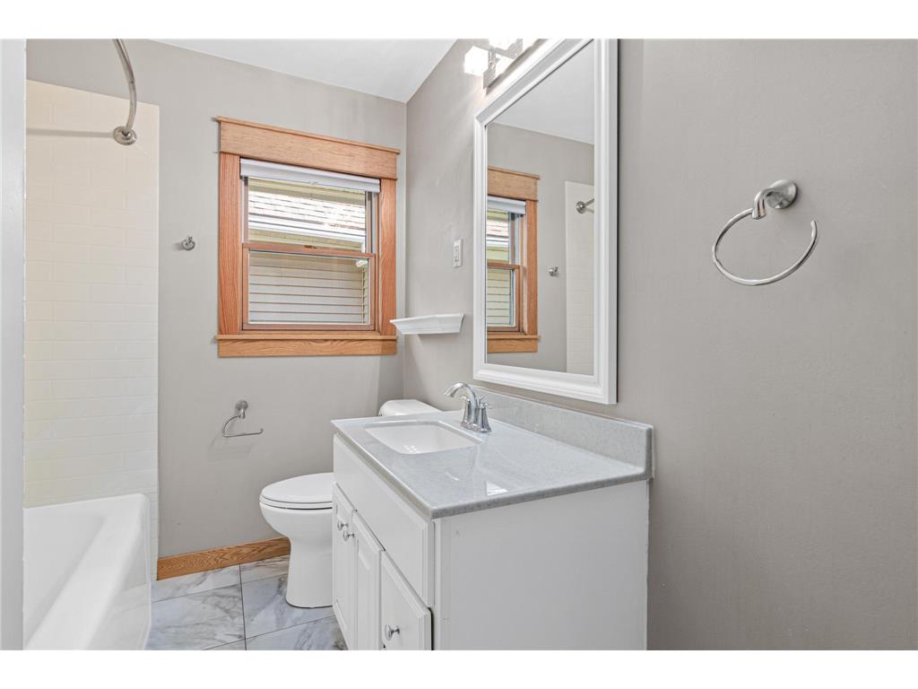 1646 Middleton Avenue Saint Paul MN 55116 7065113 image22
