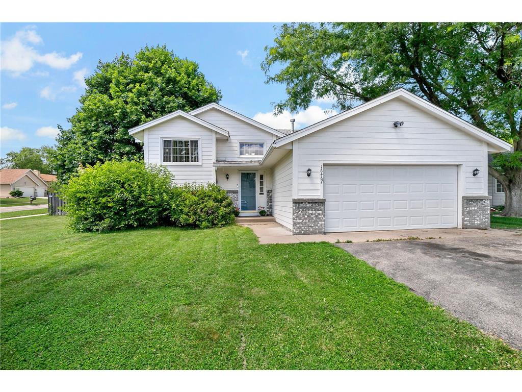 16467 Godson Drive Lakeville MN 55044 7079183 image2