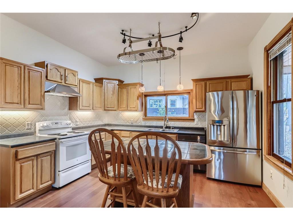 1647 Ames Avenue Saint Paul MN 55106 6314709 image1