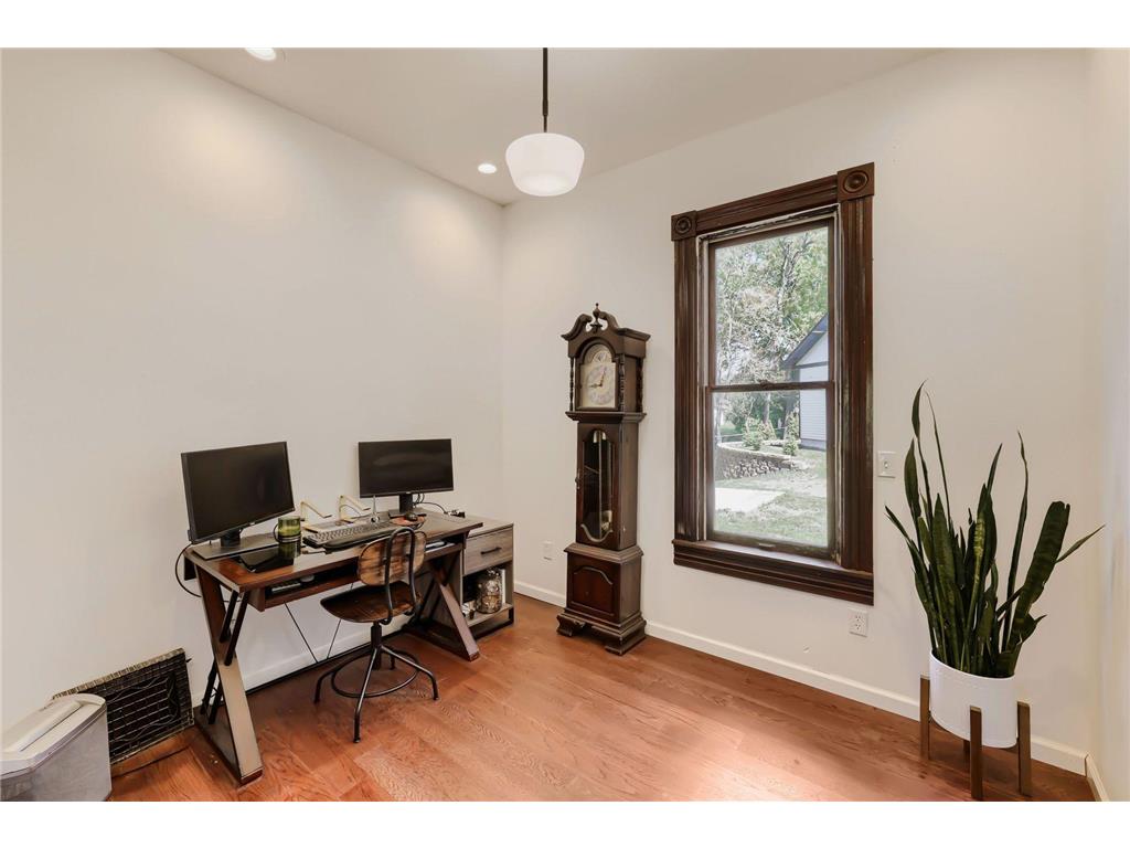 1647 Ames Avenue Saint Paul MN 55106 7076510 image13