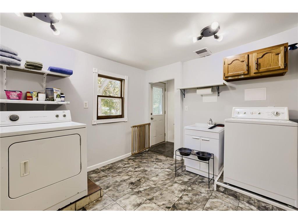 1647 Ames Avenue Saint Paul MN 55106 7076510 image22