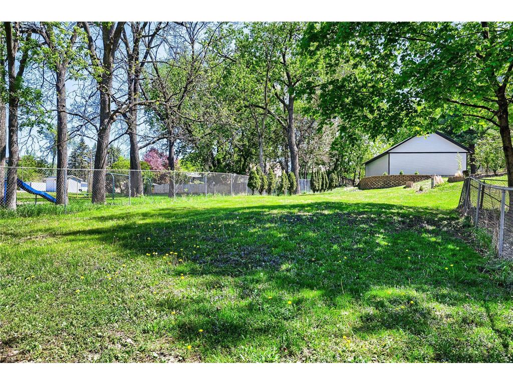 1647 Ames Avenue Saint Paul MN 55106 7076510 image26