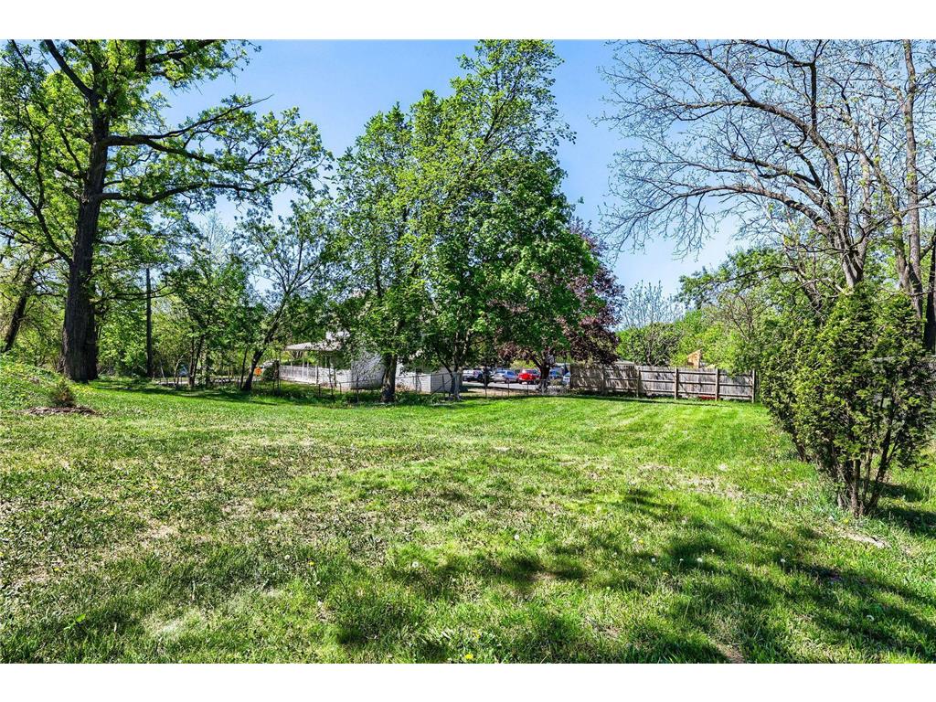 1647 Ames Avenue Saint Paul MN 55106 7076510 image28