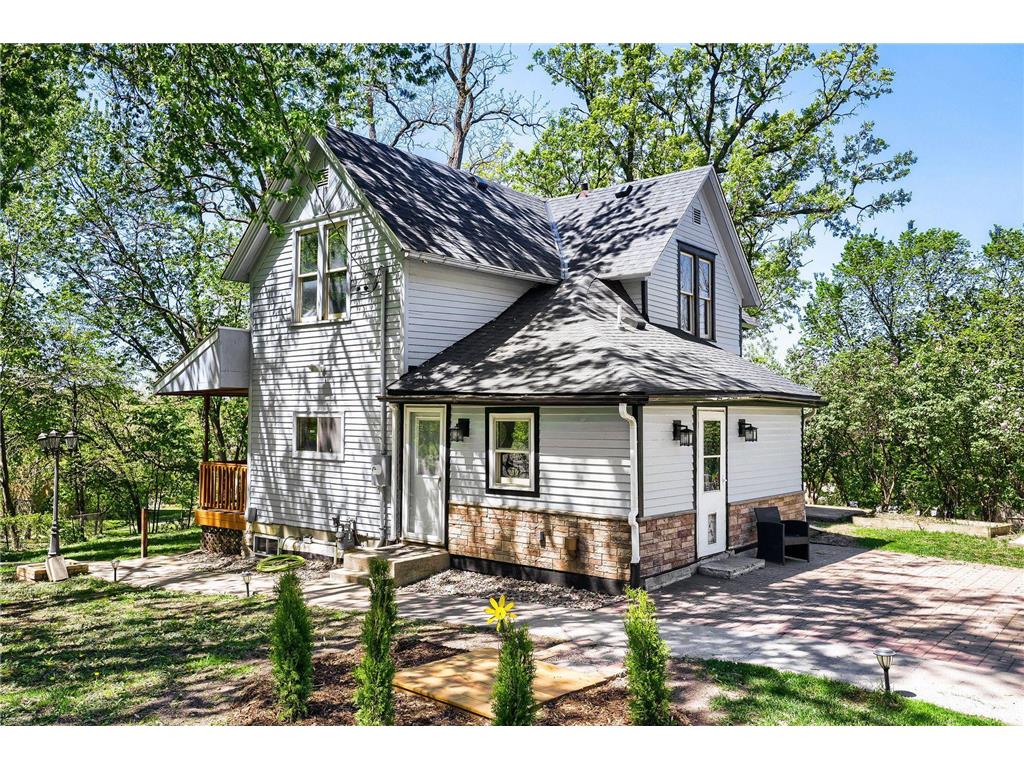 1647 Ames Avenue Saint Paul MN 55106 7076510 image3
