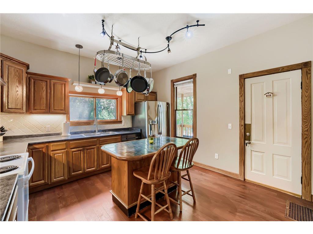 1647 Ames Avenue Saint Paul MN 55106 7076510 image9