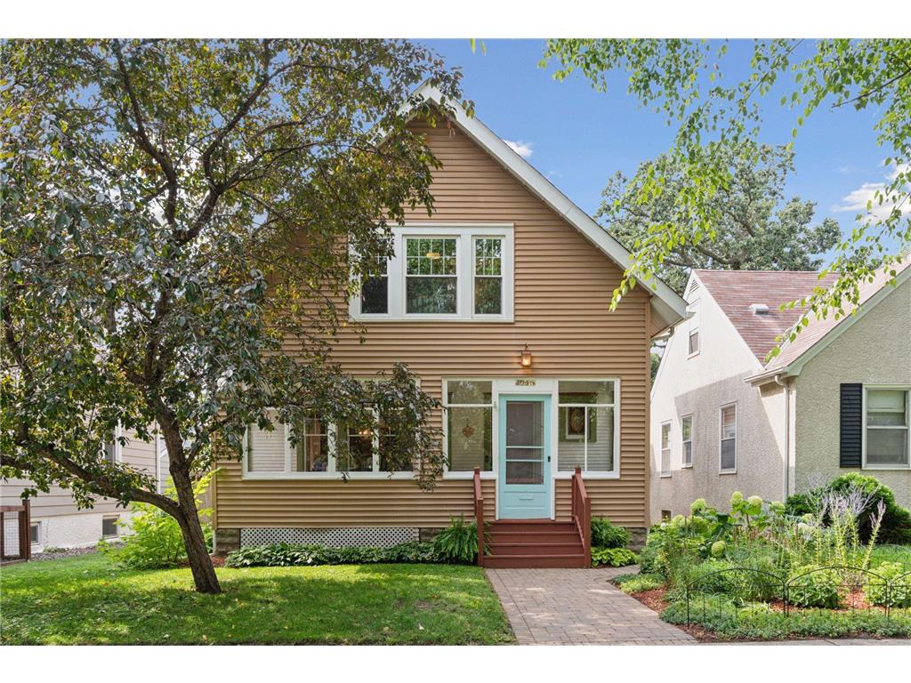 1648 Blair Avenue Saint Paul MN 55104 6770471 image1