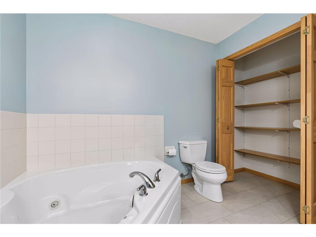 1648 Cohansey Street Saint Paul MN 55117 7027502 image28