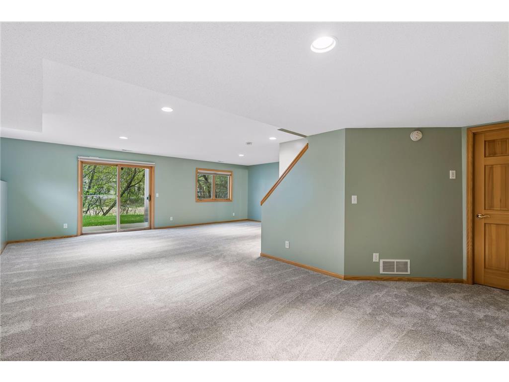 1648 Cohansey Street Saint Paul MN 55117 7027502 image36