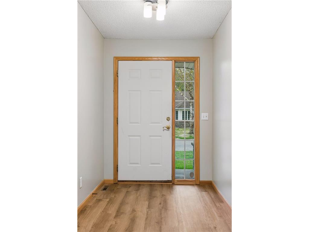 1648 Cohansey Street Saint Paul MN 55117 7027502 image8