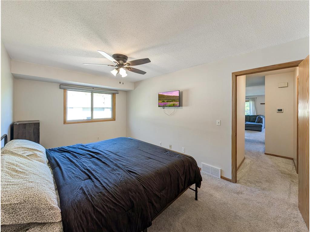 1648 Hickory Lane Eagan MN 55122 7070437 image13