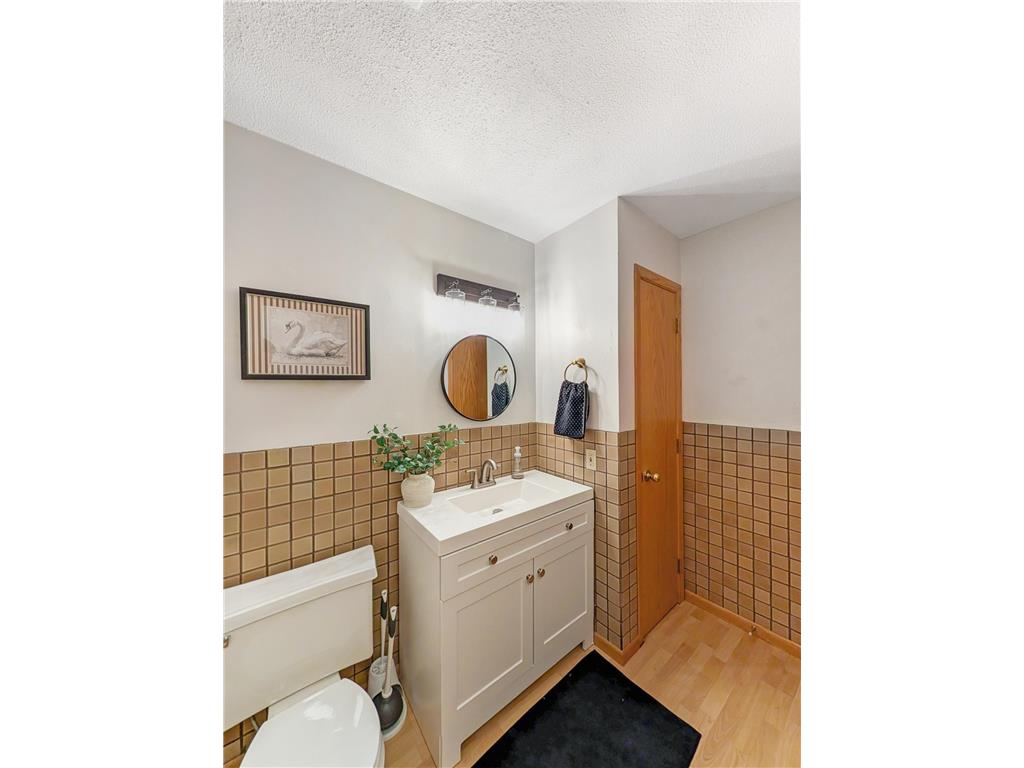 1648 Hickory Lane Eagan MN 55122 7070437 image14