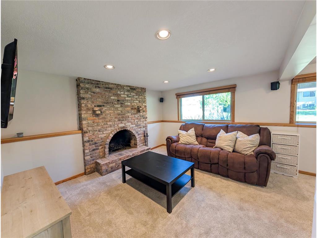 1648 Hickory Lane Eagan MN 55122 7070437 image19