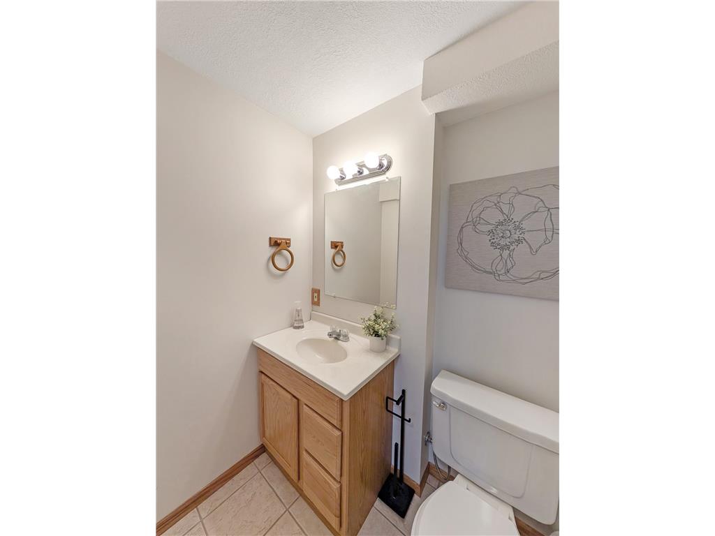 1648 Hickory Lane Eagan MN 55122 7070437 image23