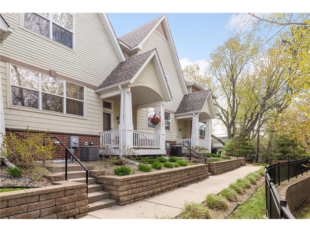 1649 Arona Street #6 Falcon Heights MN 55108 7063905 image3