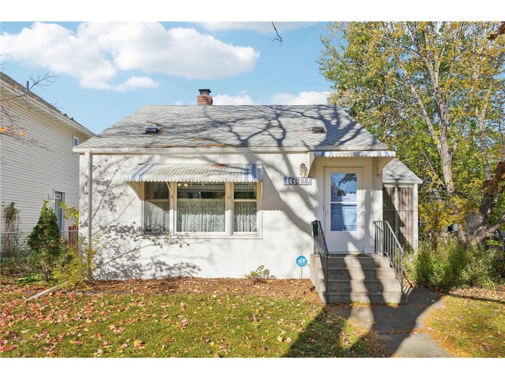 1649 Margaret Street Saint Paul MN 55106 6809819 image1