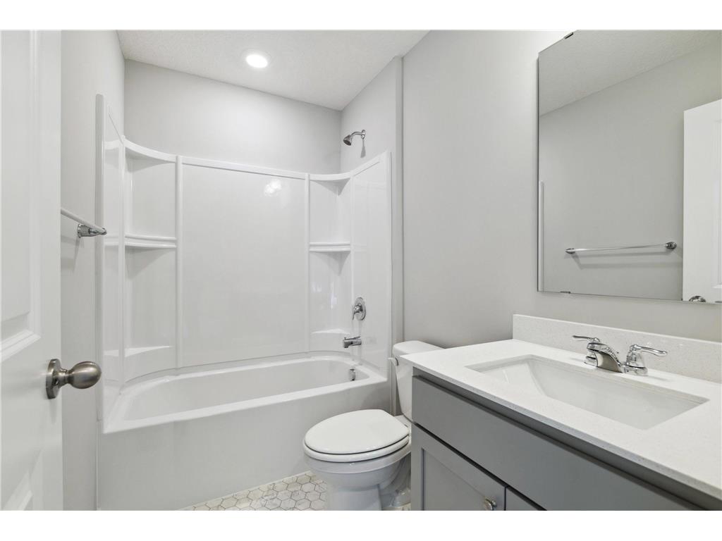 1649 Shasta Drive Shakopee MN 55379 7075725 image12