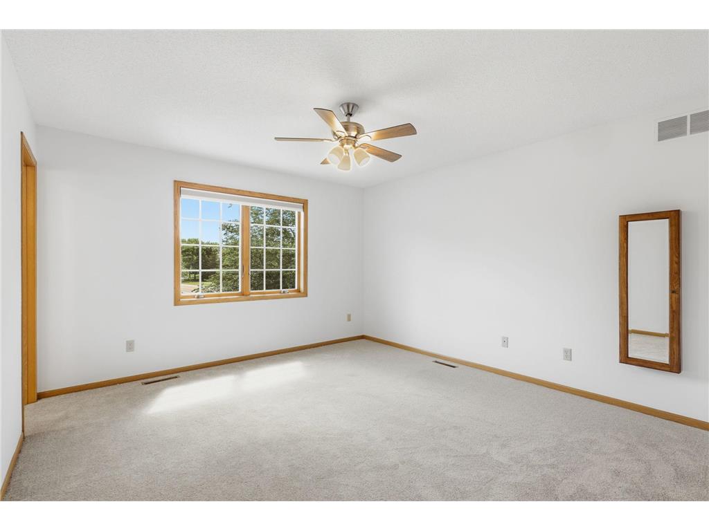 16491 Hutchinson Drive Lakeville MN 55044 7070014 image20