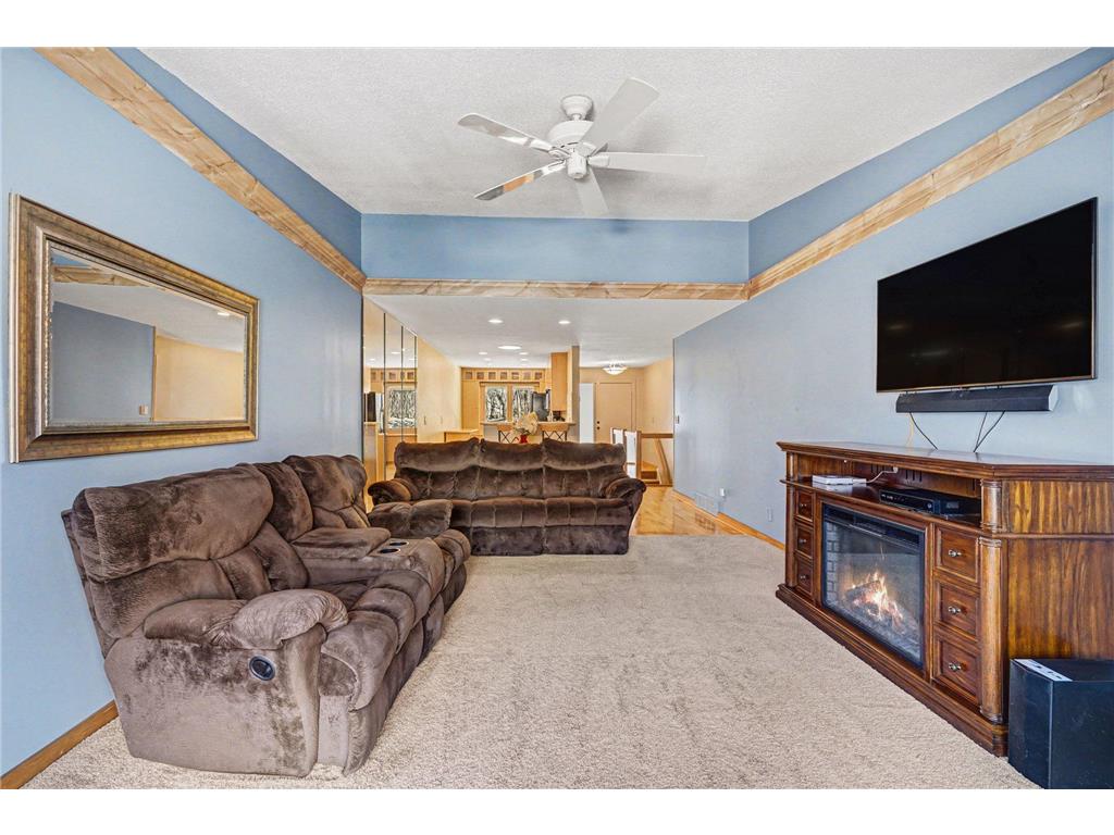 165 Birnamwood Drive Burnsville MN 55337 7009376 image11
