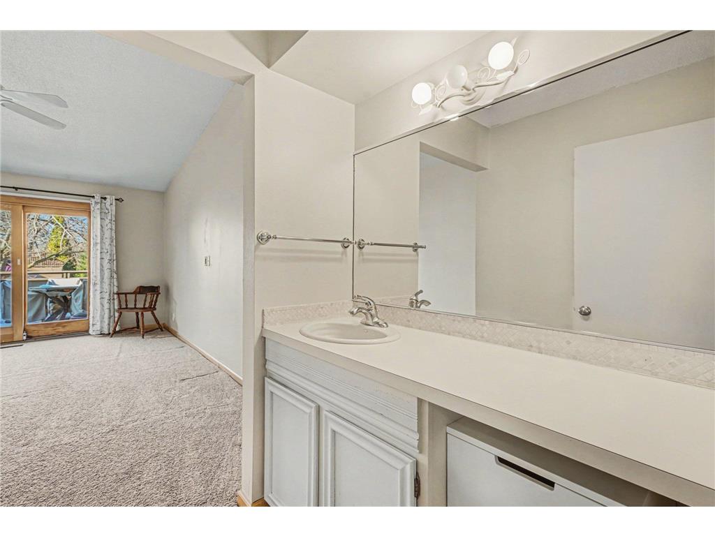 165 Birnamwood Drive Burnsville MN 55337 7009376 image21