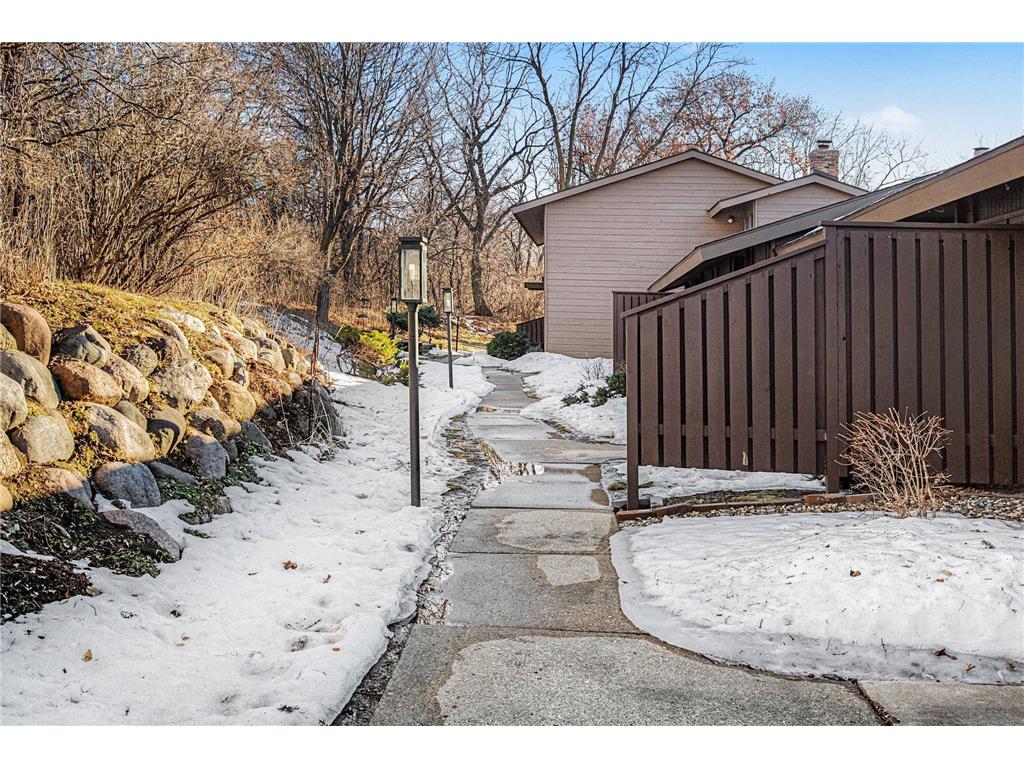 165 Birnamwood Drive Burnsville MN 55337 7009376 image30