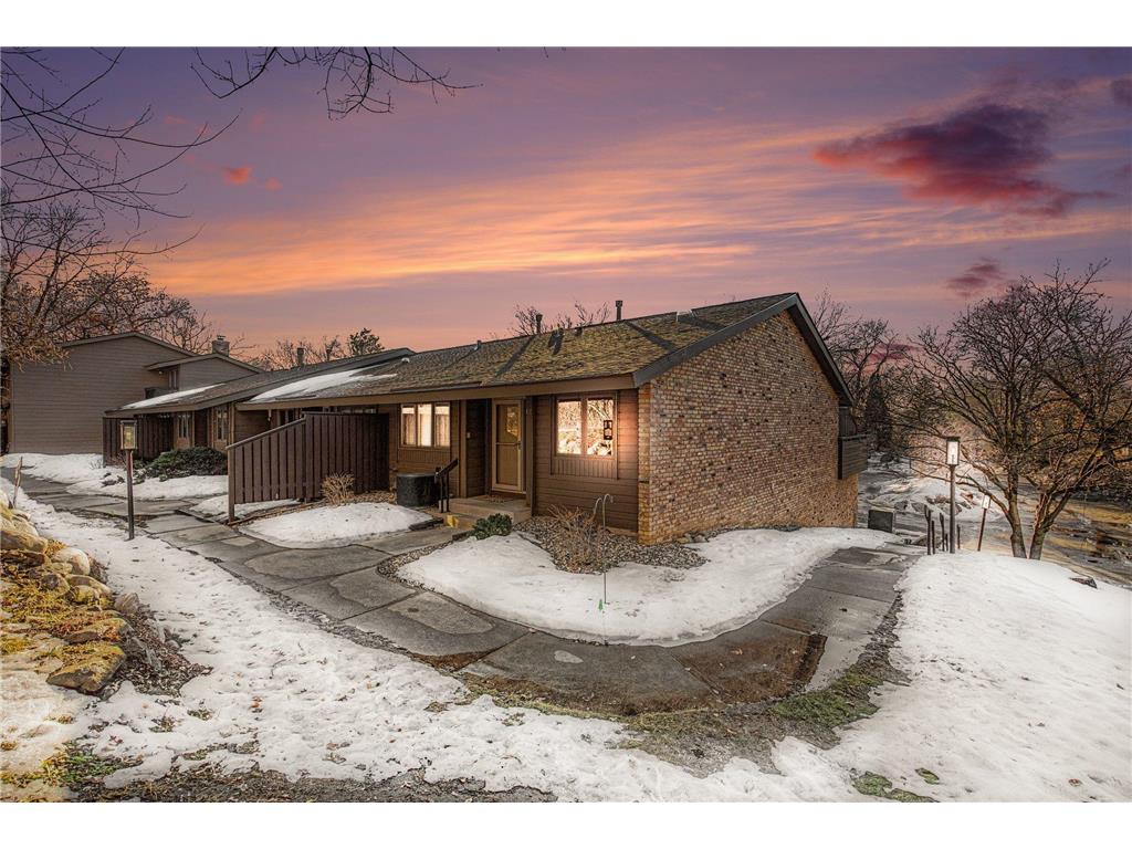 165 Birnamwood Drive Burnsville MN 55337 7009376 image4