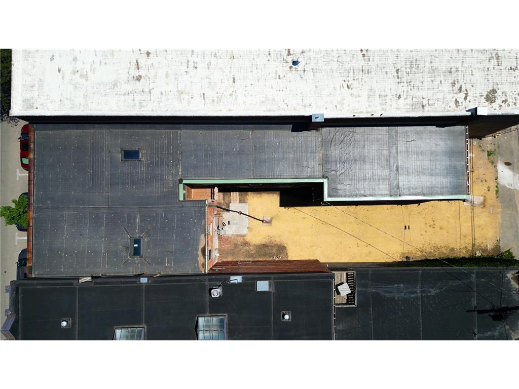 165 E 3rd Street Winona MN 55987 6766393 image3