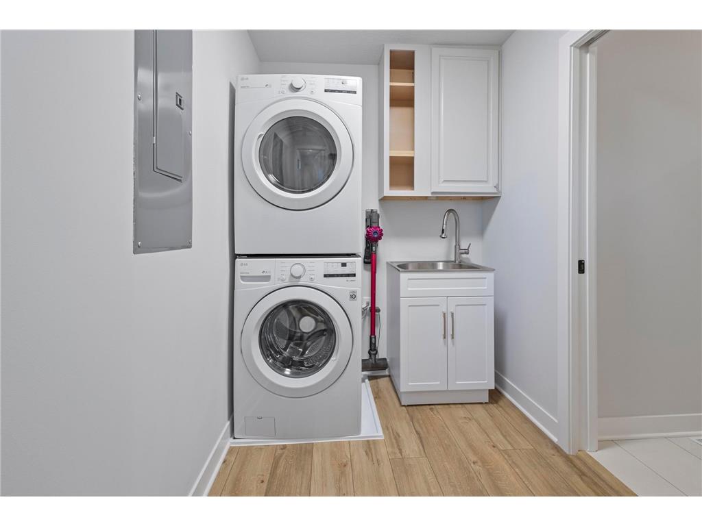 165 Mound Avenue Excelsior MN 55331 - Lake Minnetonka 7047058 image35