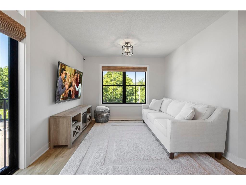 165 Mound Avenue Excelsior MN 55331 - Lake Minnetonka 7047058 image38