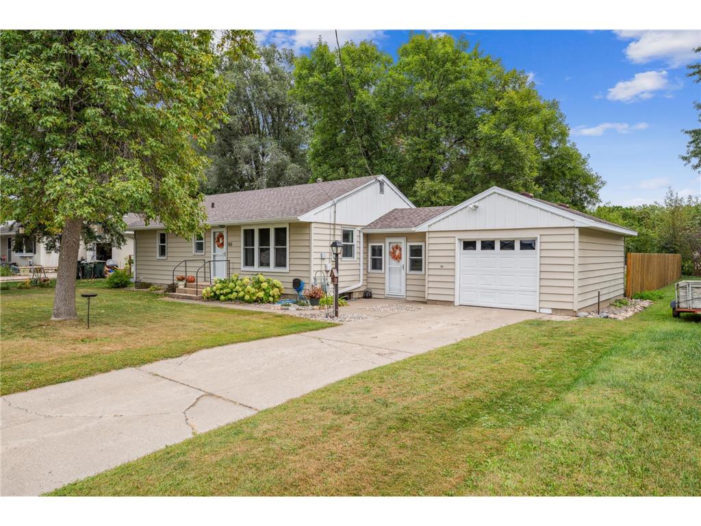165 Pleasant Avenue N Annandale MN 55302 6604204 image1