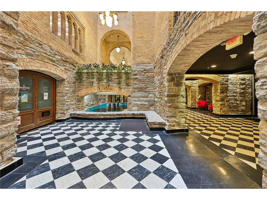 165 Western Avenue N #404 Saint Paul MN 55102 7093256 image4
