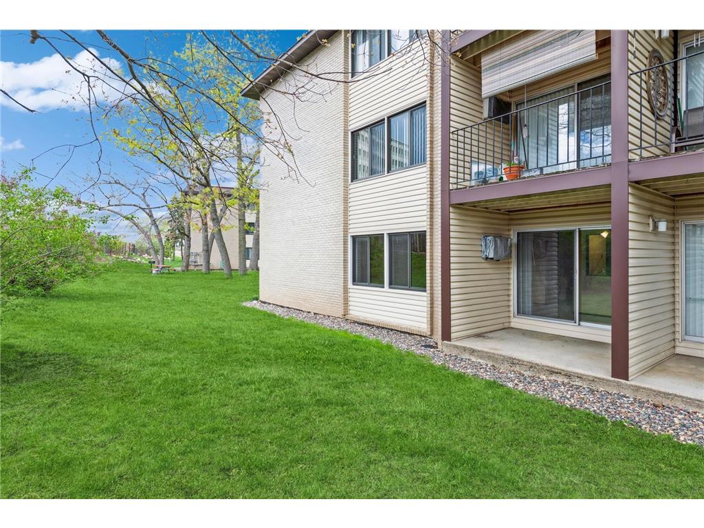 1650 Highway 36 W #169 Roseville MN 55113 6531111 image1