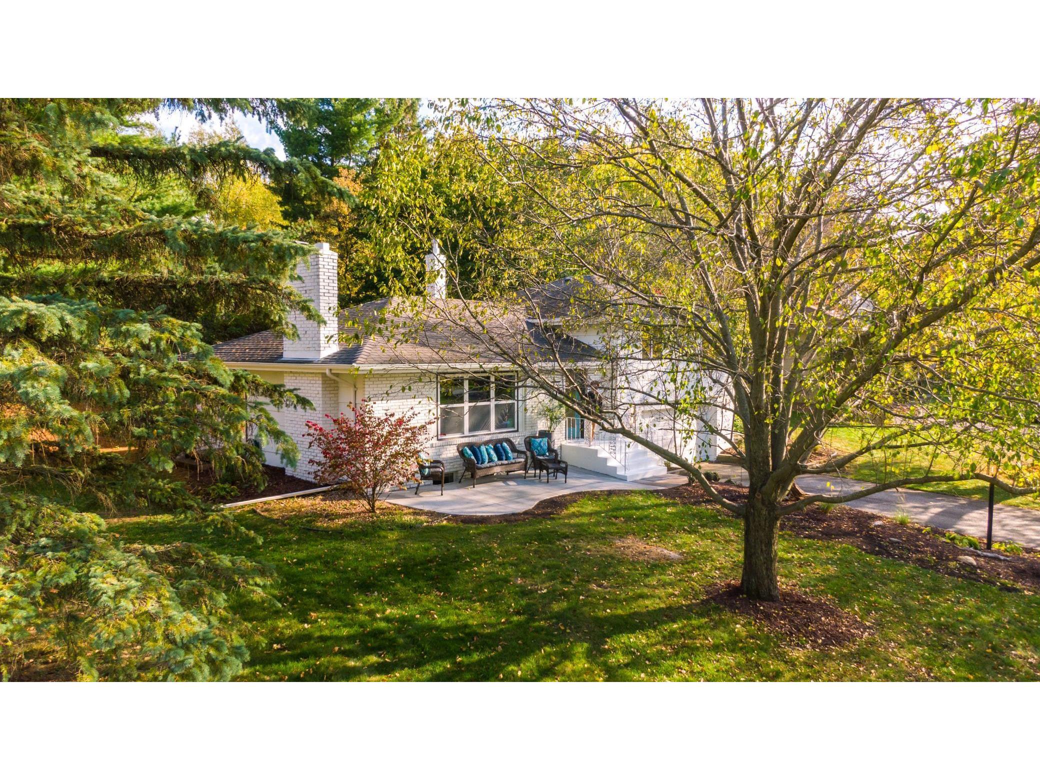 1650 Lilac Lane, Mendota Heights, MN 55118 MLS 6125563 Edina Realty