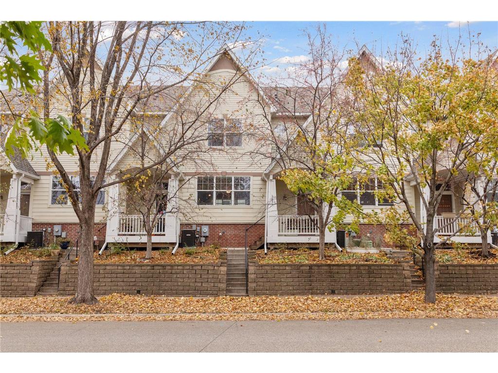 1651 Arona Street Falcon Heights MN 55108 6456998 image1