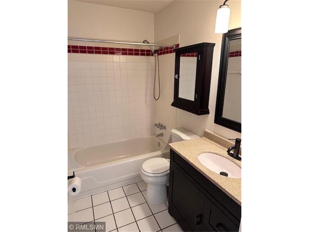 1651 City View Drive #7 Eagan MN 55121 7060296 image6