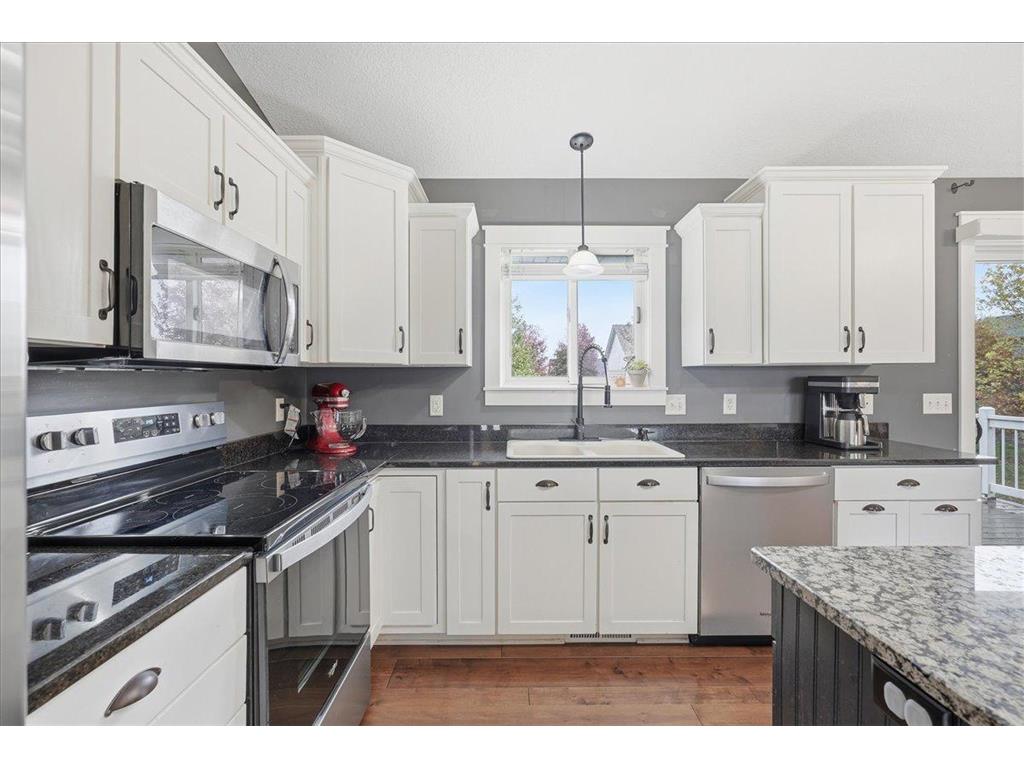 1651 Possum Way New Richmond WI 54017 6798960 image10