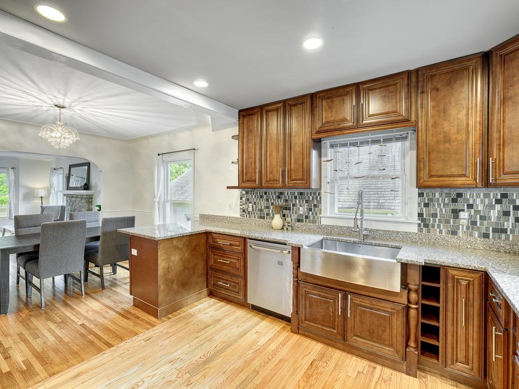 1651 Washburn Avenue N Minneapolis MN 55411 7047137 image9