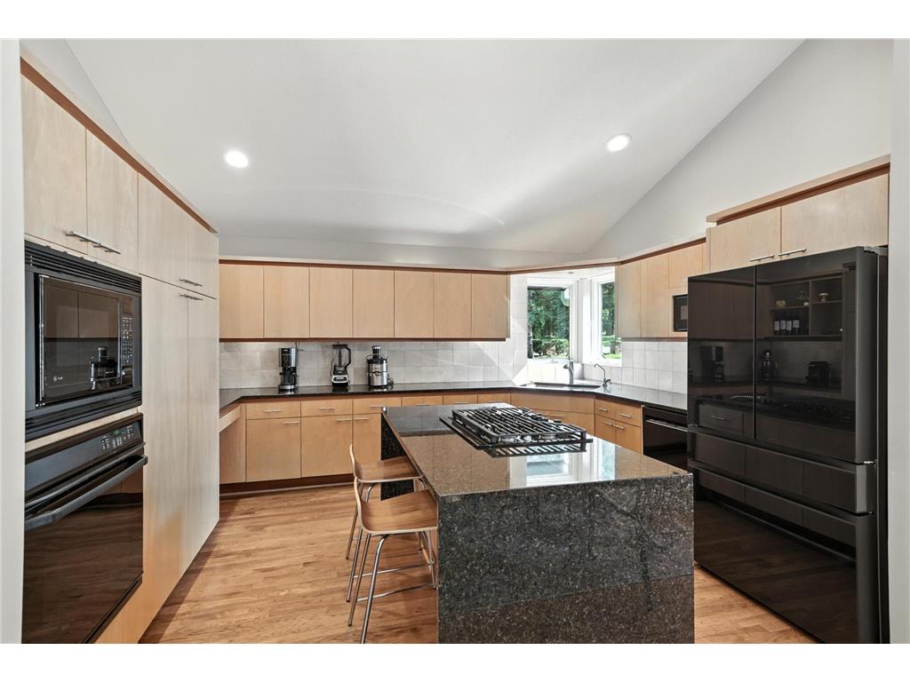 16515 Hilltop Terrace Minnetonka MN 55345 7015347 image14