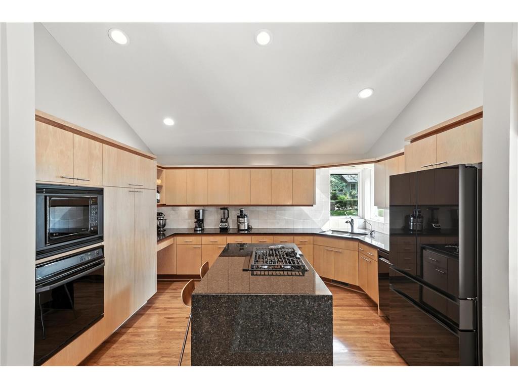 16515 Hilltop Terrace Minnetonka MN 55345 7015347 image15