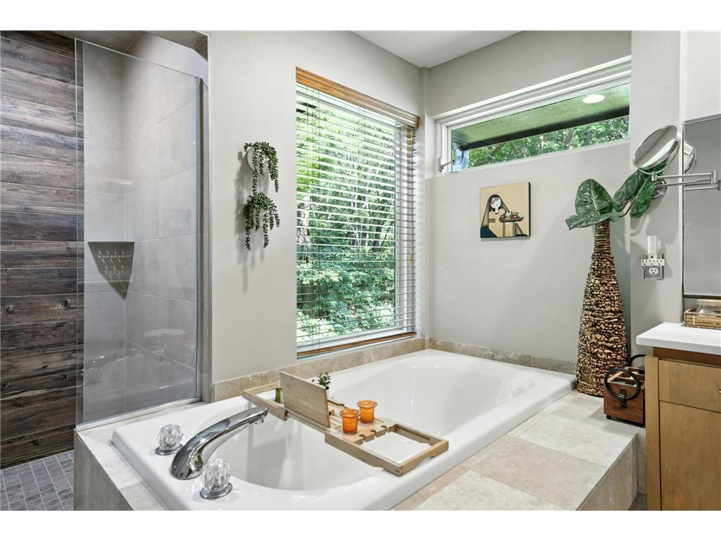 16515 Hilltop Terrace Minnetonka MN 55345 7015347 image19