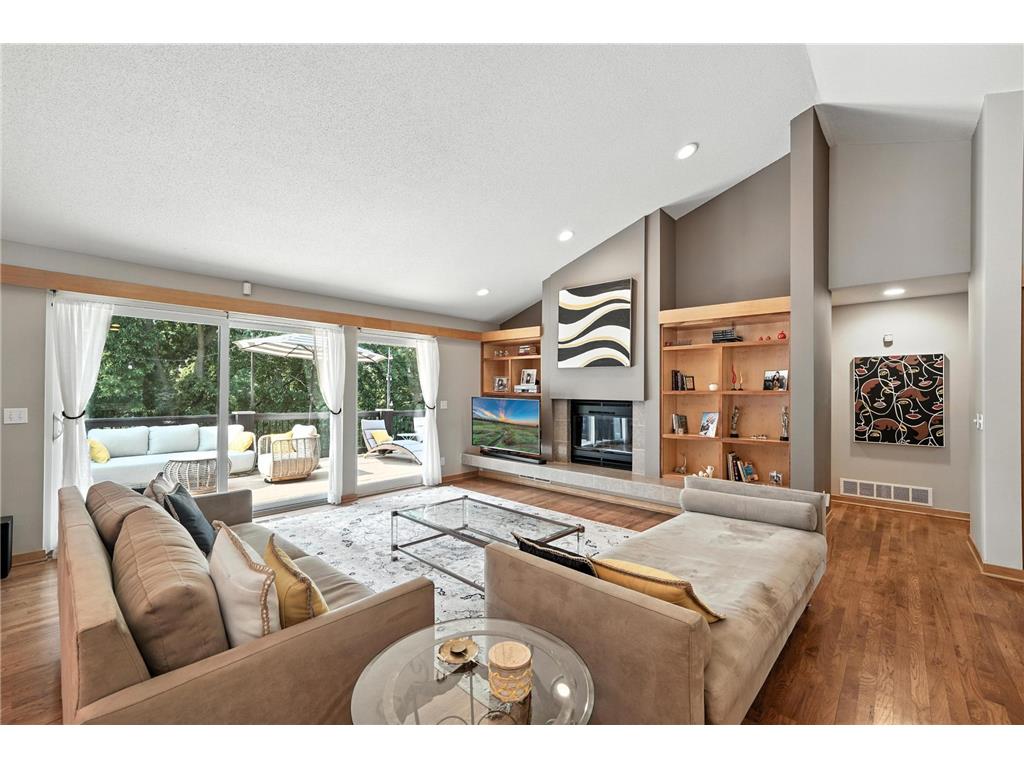 16515 Hilltop Terrace Minnetonka MN 55345 7015347 image8