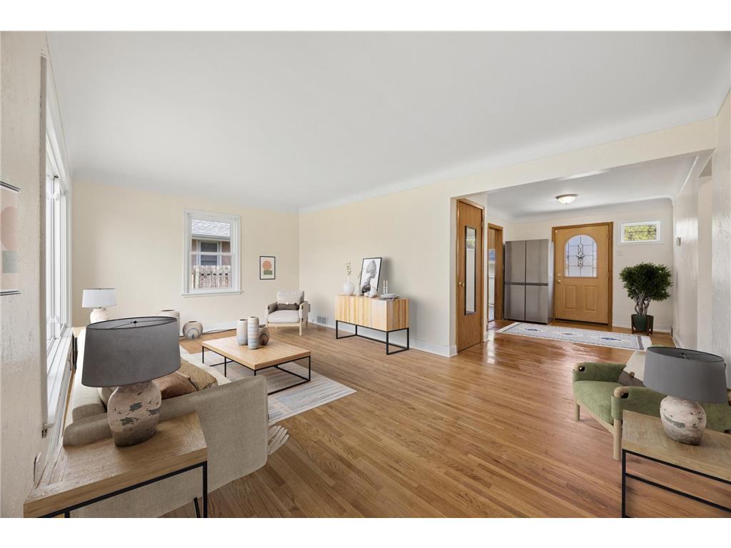 1652 Atlantic Street Saint Paul MN 55106 7076338 image6