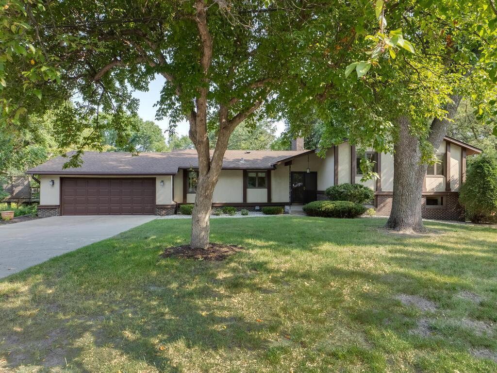 1652 Oak Avenue, Arden Hills, MN, 55112 MLS 6379812 Edina Realty
