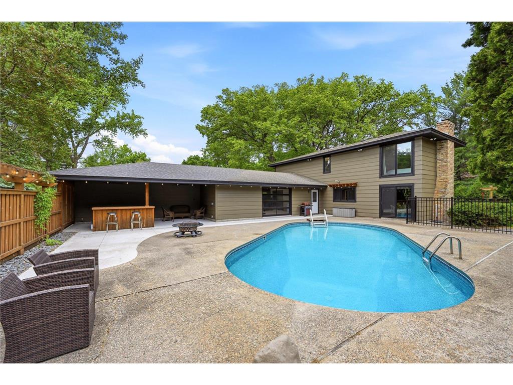 16525 Bataan Street NE Ham Lake MN 55304 7055053 image2