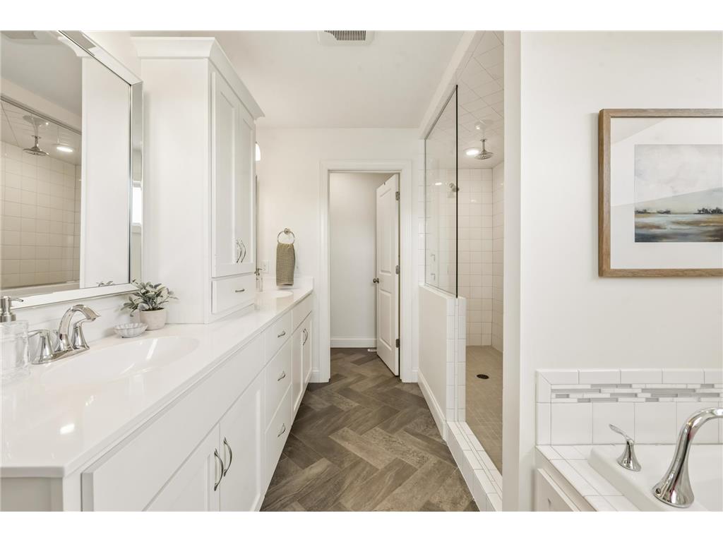 16528 Duluth Trail Lakeville MN 55044 7057839 image39