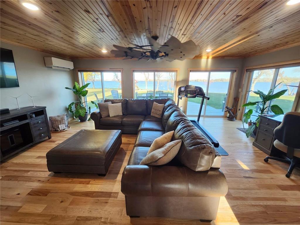 1653 Edgewater Drive Lake Benton Twp MN 56149 - Benton 7023294 image8