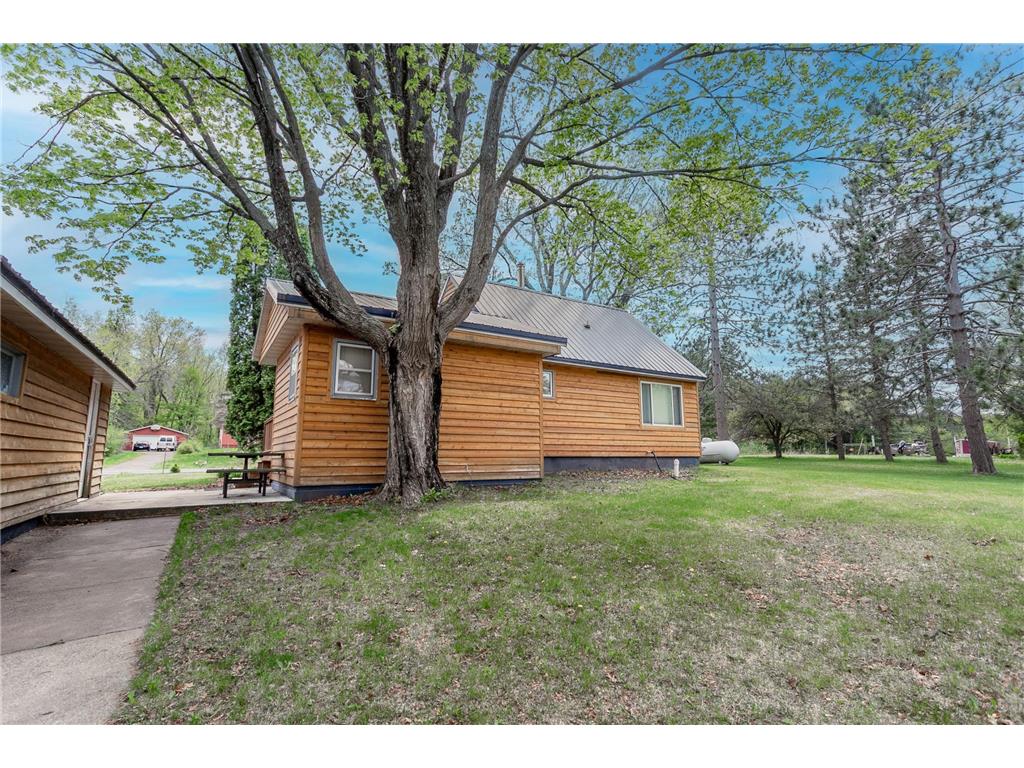 1653 State Road 48 West Sweden Twp WI 54837 - Young 7075831 image10