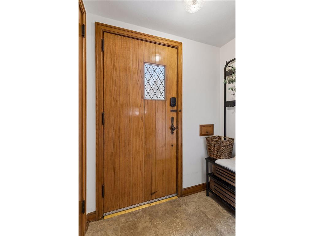 1654 Juno Avenue Saint Paul MN 55116 7080181 image2