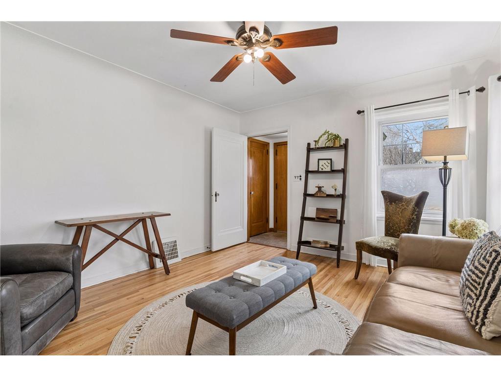 1654 Juno Avenue Saint Paul MN 55116 7080181 image5