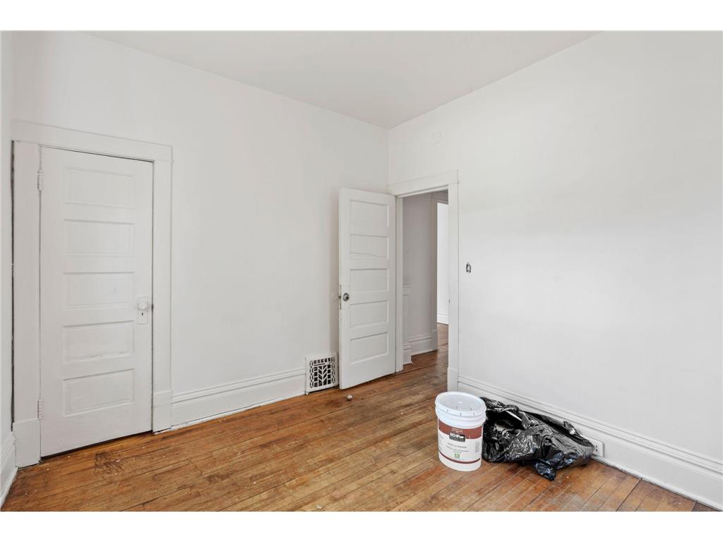 1655 Sheridan Avenue N Minneapolis MN 55411 7069015 image17
