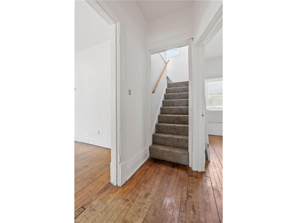 1655 Sheridan Avenue N Minneapolis MN 55411 7069015 image19